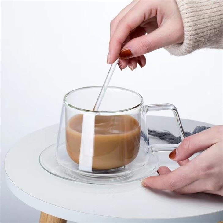 Transparent double-layer cup